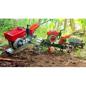 Traktor pertanian